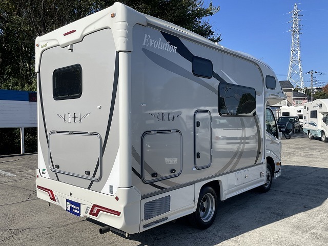 キャンピングカーキャブコン