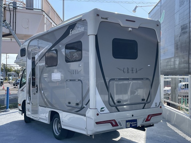 キャンピングカーキャブコン