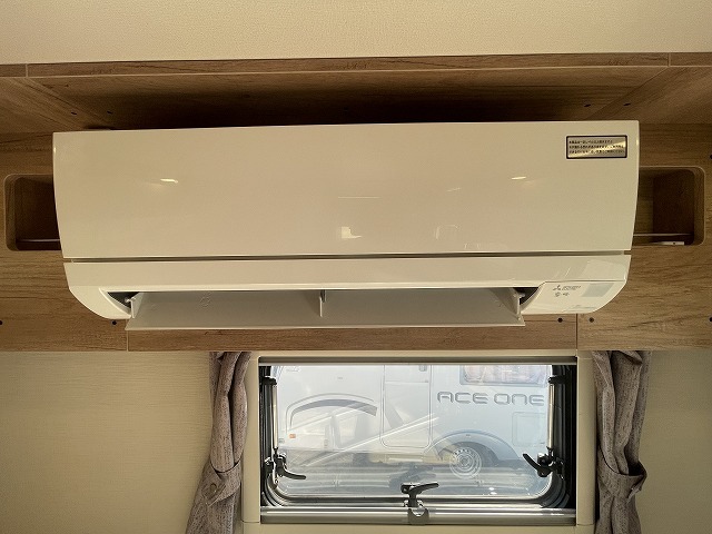 キャンピングカーキャブコン