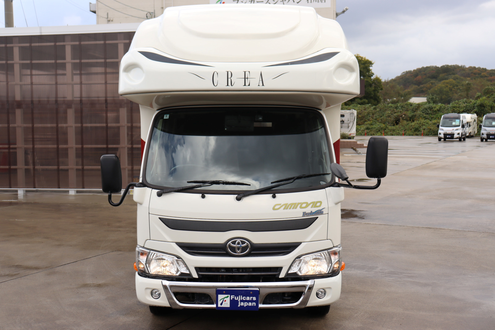 キャンピングカーキャブコン