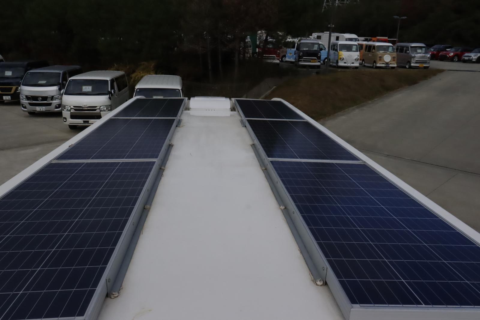 キャンピングカーキャブコン