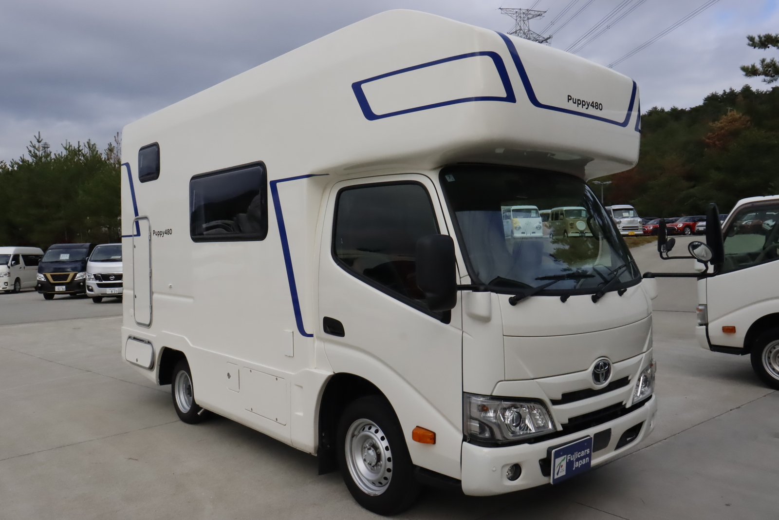 キャンピングカーキャブコン