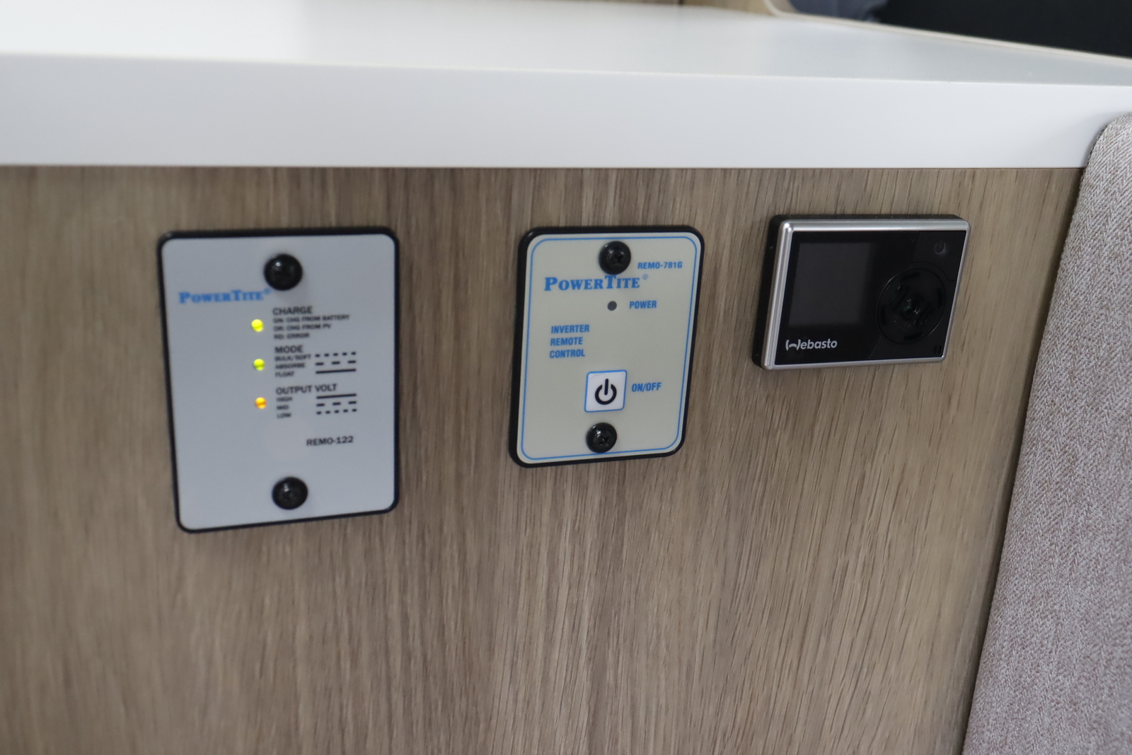 キャンピングカーキャブコン