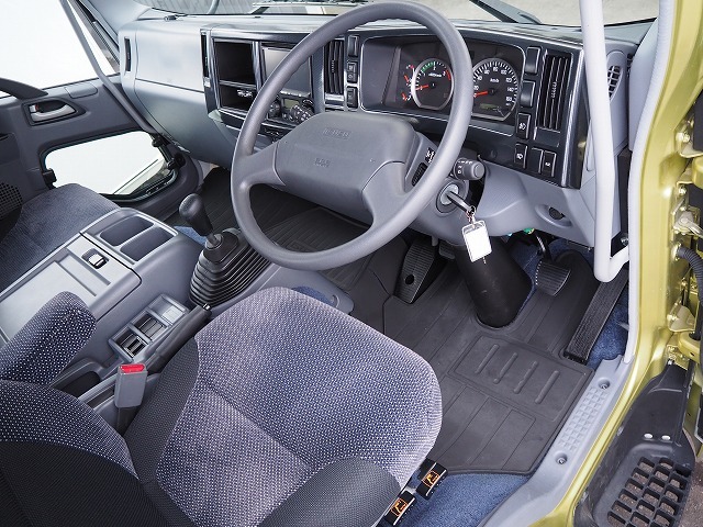 いすゞフォワード