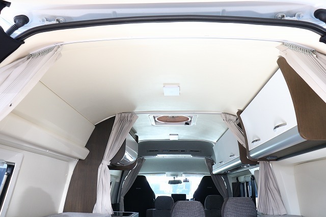 キャンピングカーバンコン