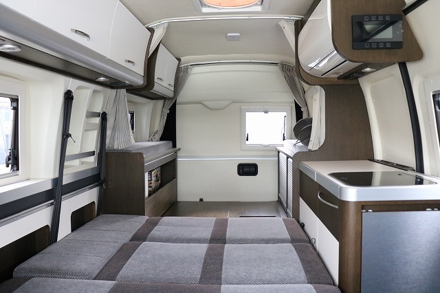 キャンピングカーバンコン