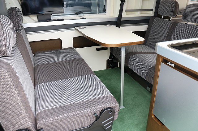 キャンピングカーバンコン