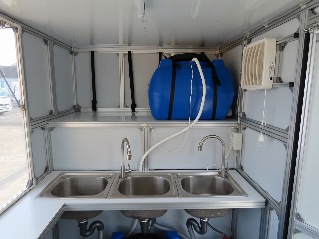 スズキキャリイ