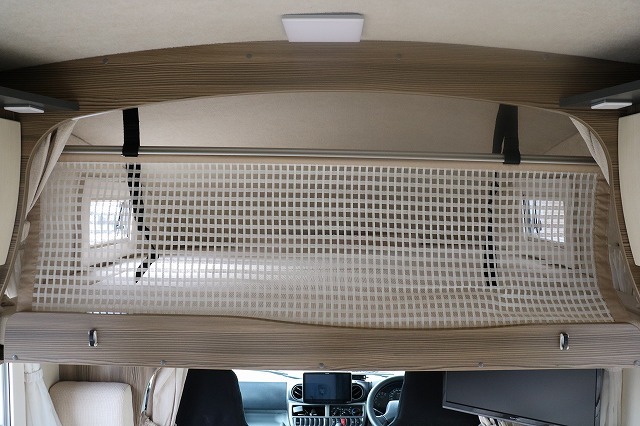 キャンピングカーキャブコン