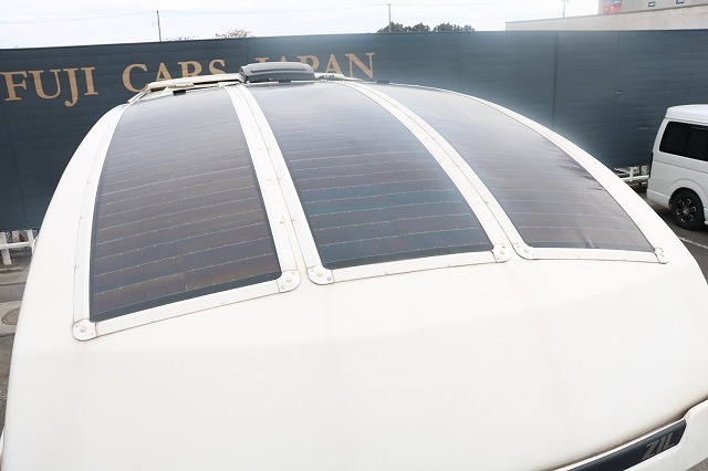 キャンピングカーキャブコン