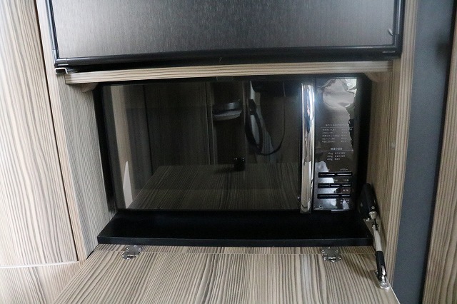 キャンピングカーキャブコン