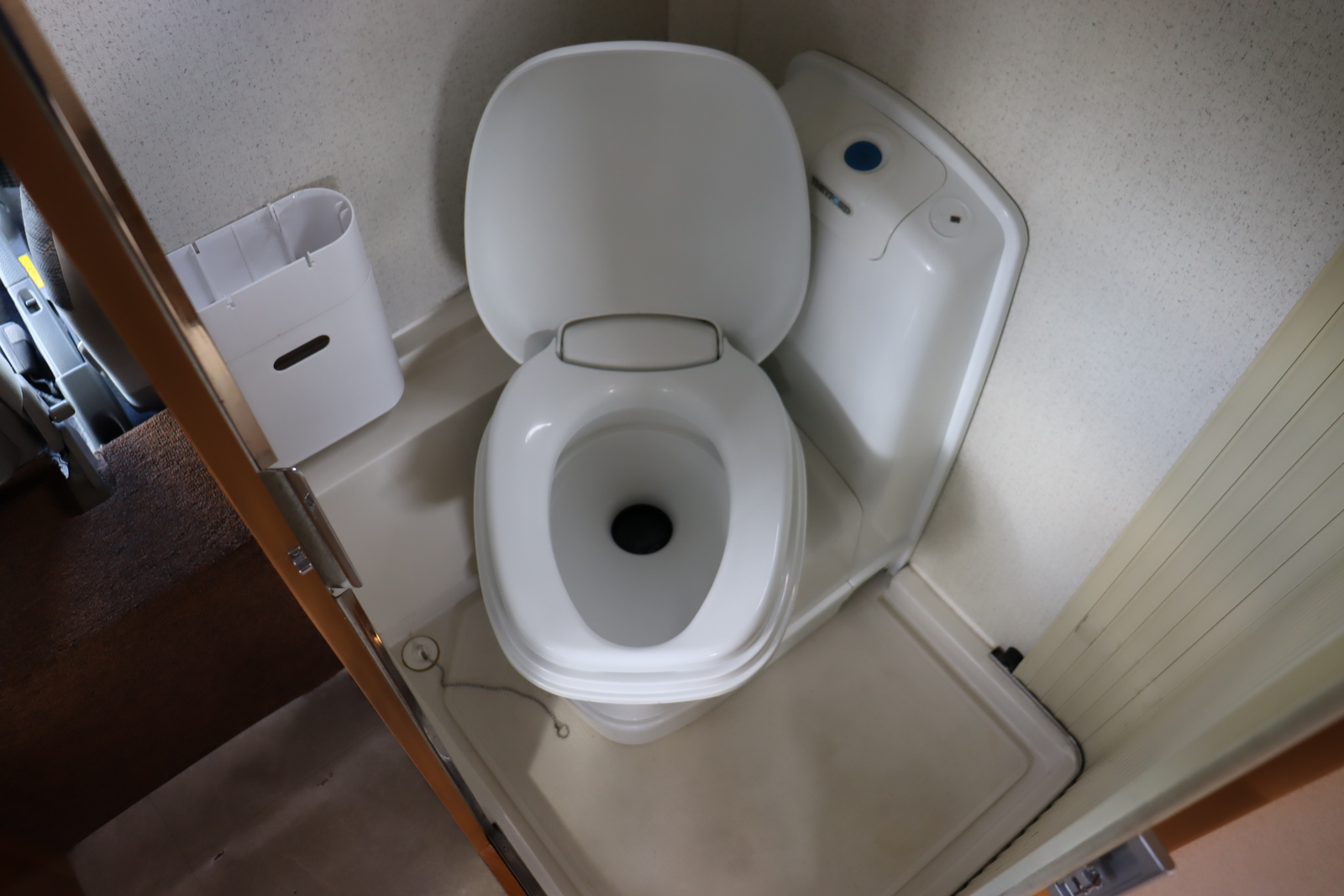 キャンピングカーキャブコン