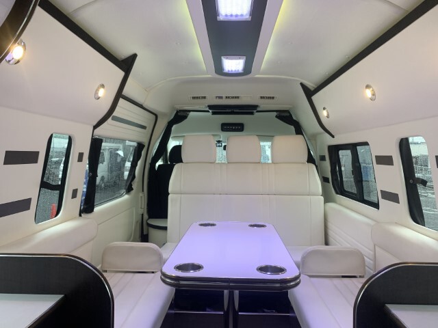 キャンピングカーバンコン