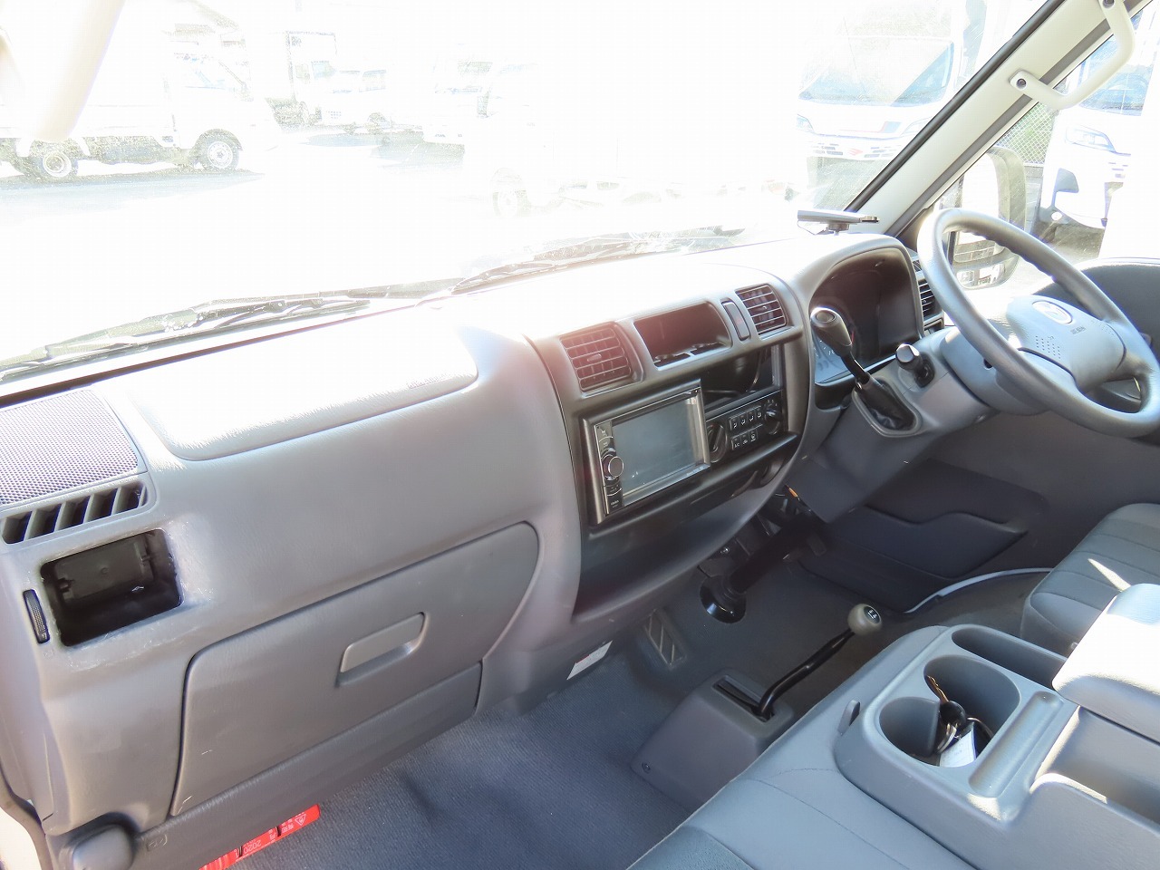 キャンピングカーキャブコン