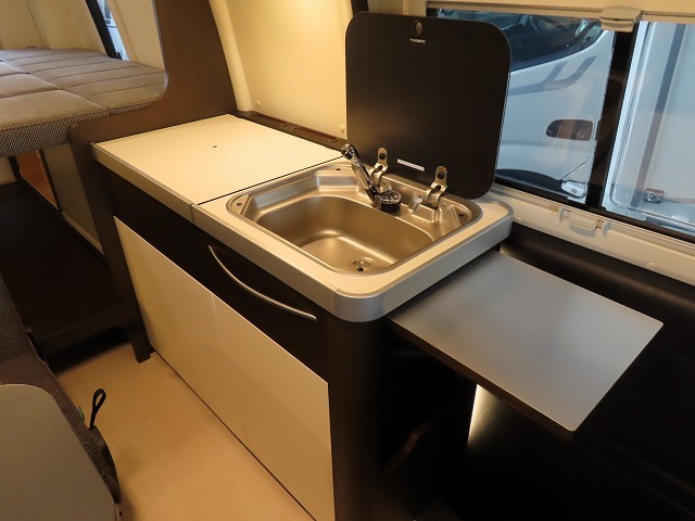 キャンピングカーバンコン