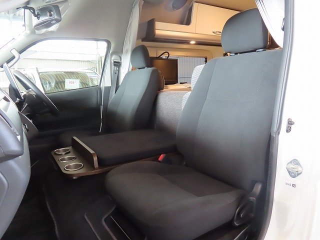 キャンピングカーバンコン