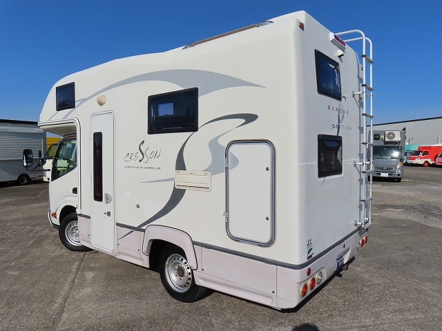 キャンピングカーキャブコン