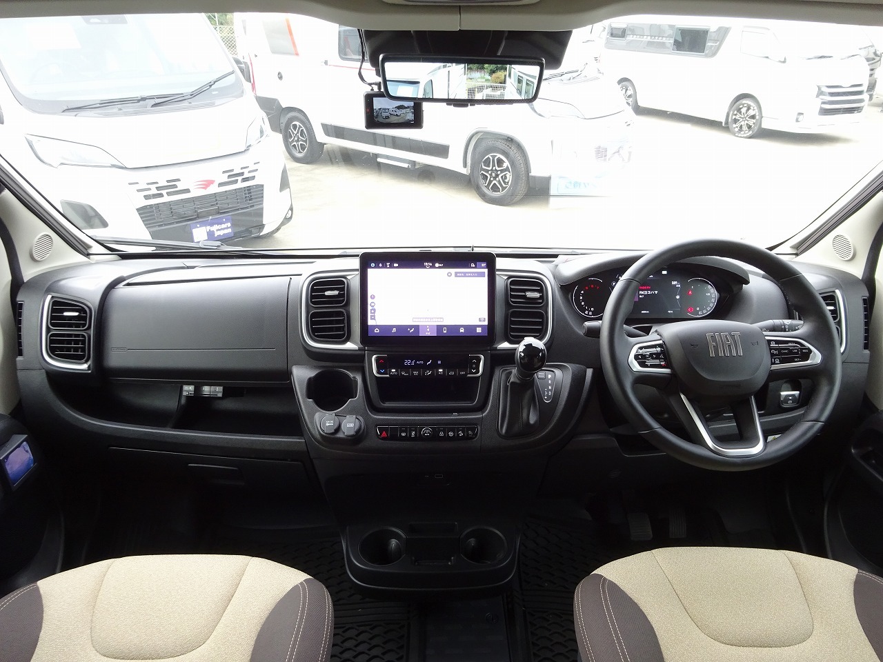 キャンピングカーバンコン