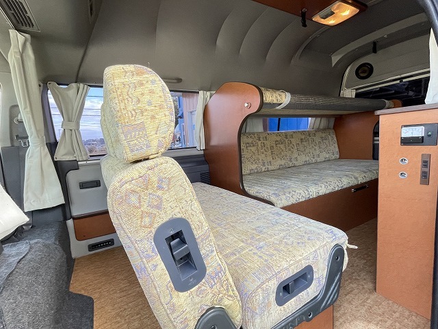 キャンピングカーバンコン