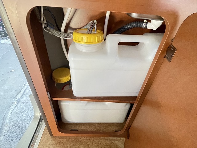 キャンピングカーバンコン