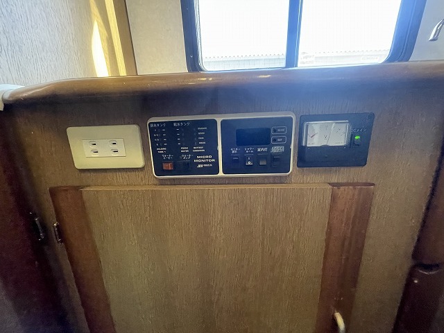 キャンピングカーキャブコン