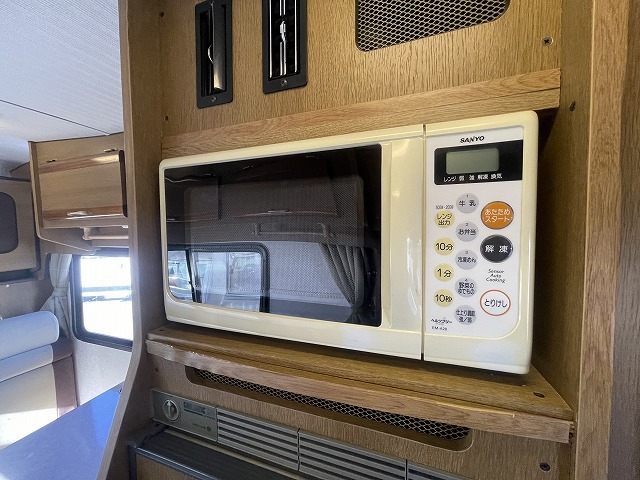 キャンピングカーキャブコン