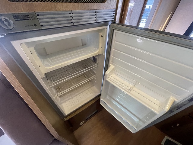 キャンピングカーキャブコン