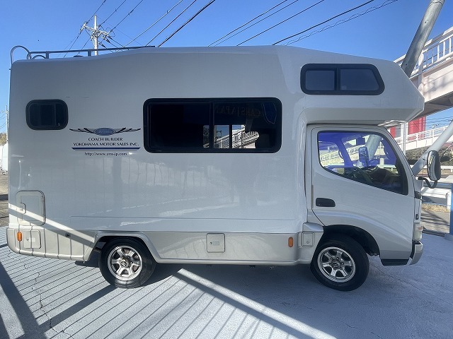 キャンピングカーキャブコン