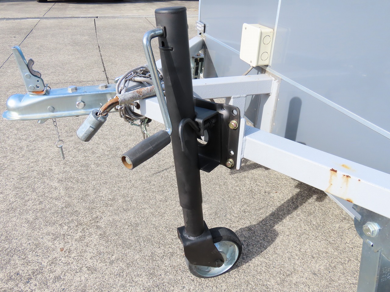 キャンピングカートレーラー