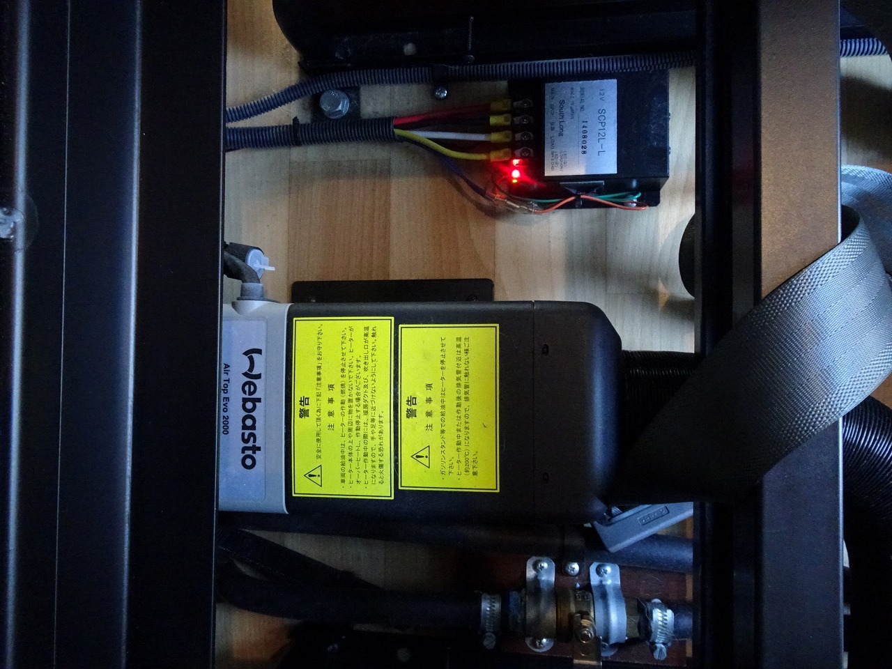 キャンピングカーバンコン