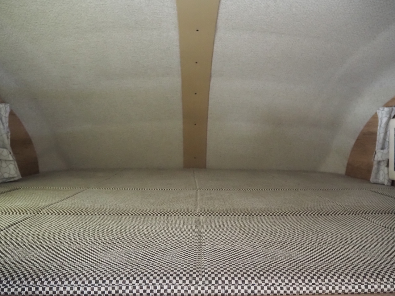 キャンピングカーキャブコン