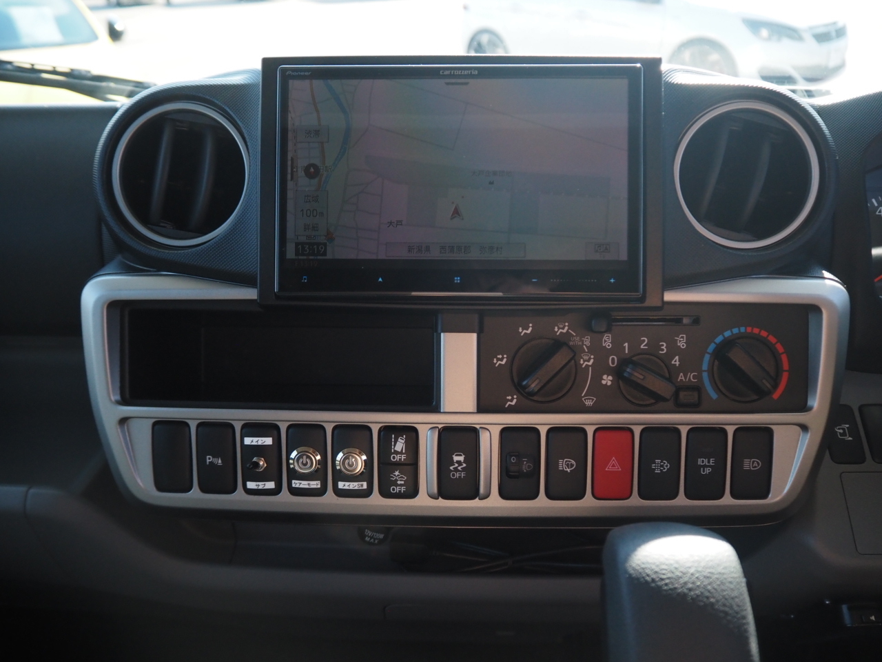 キャンピングカーキャブコン