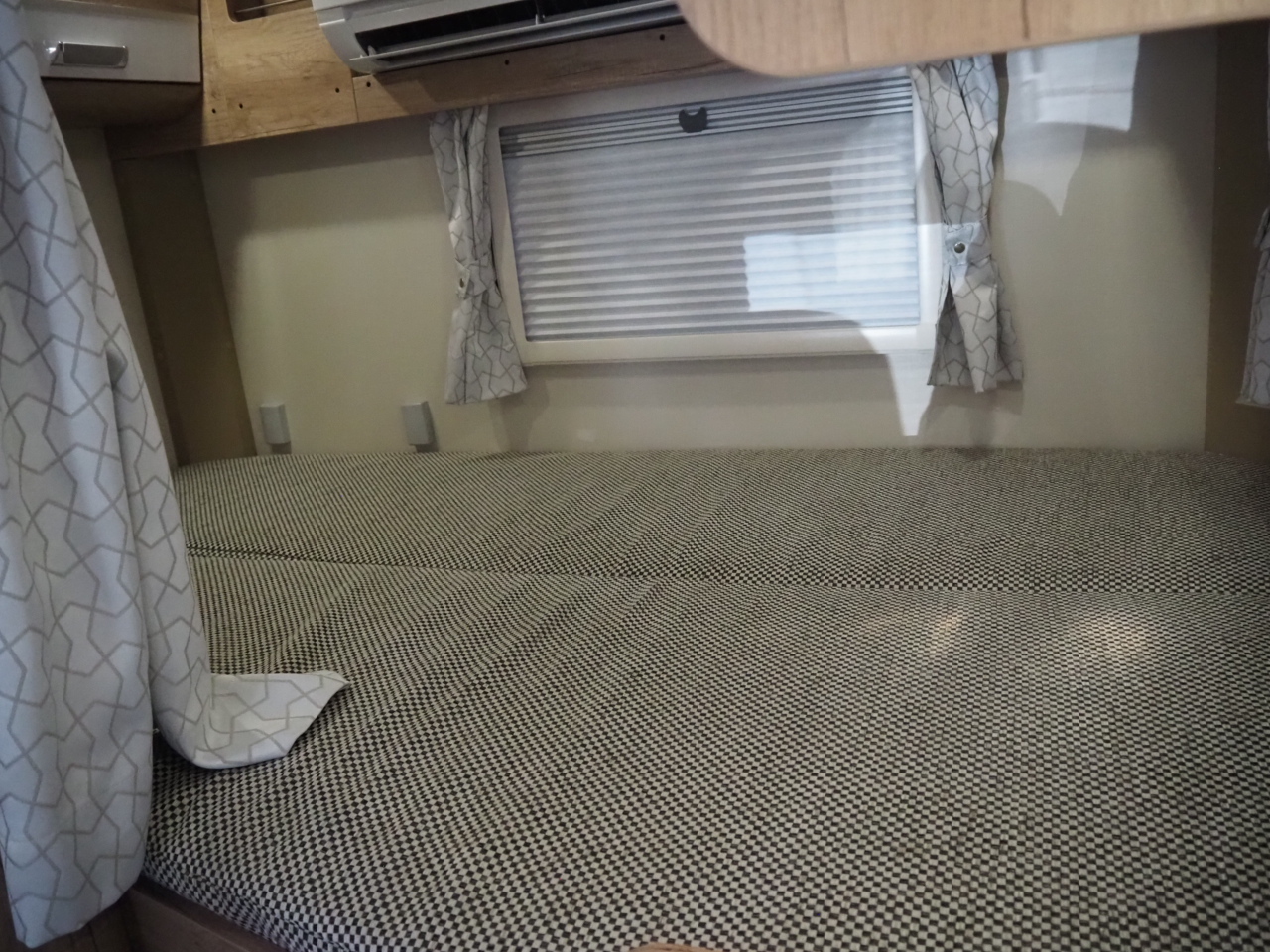 キャンピングカーキャブコン