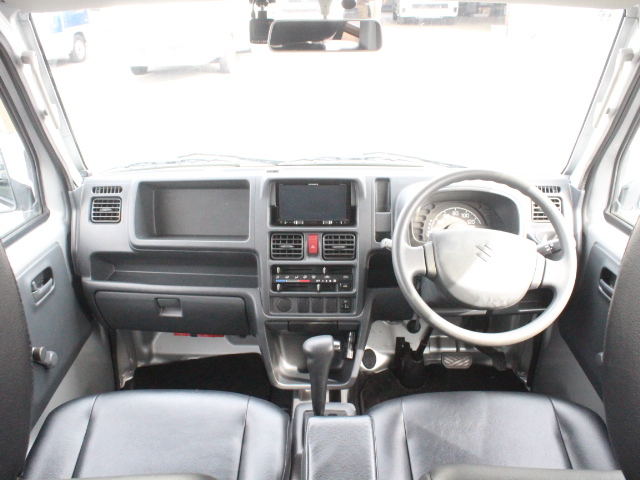 キャンピングカー軽キャンパー