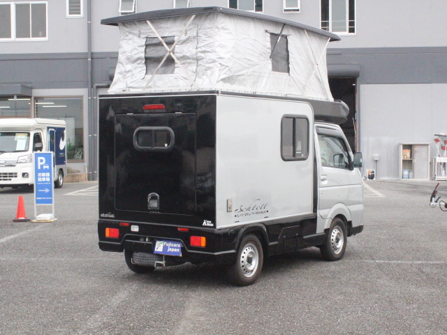 キャンピングカー軽キャンパー