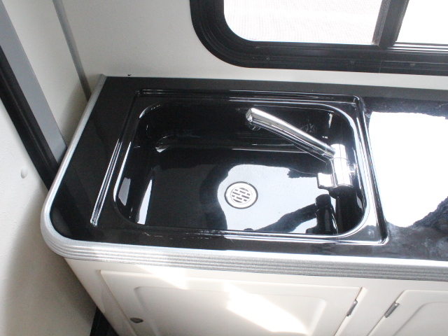 キャンピングカー軽キャンパー