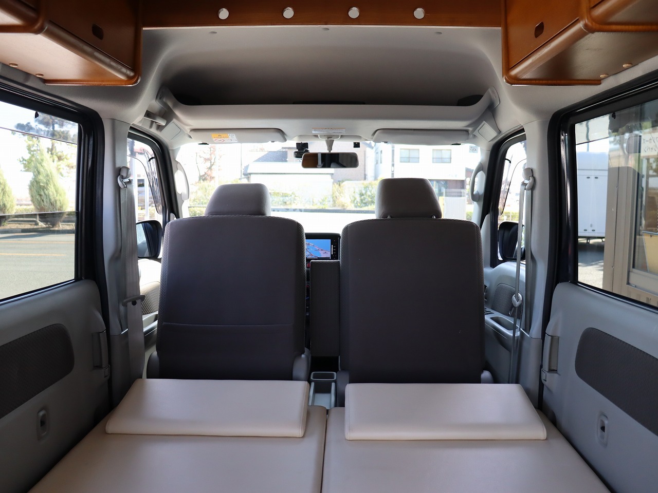 キャンピングカー軽キャンパー