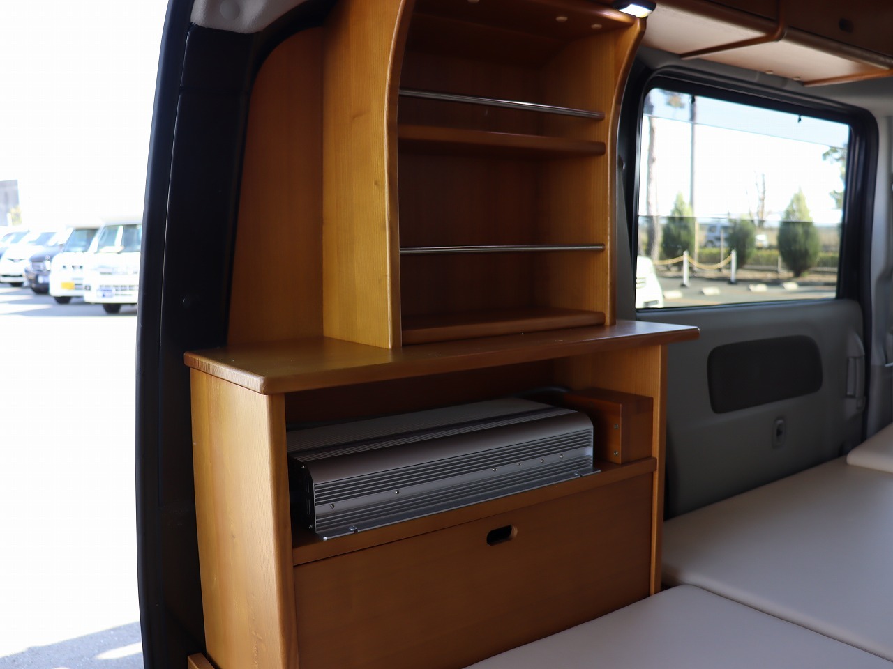 キャンピングカー軽キャンパー