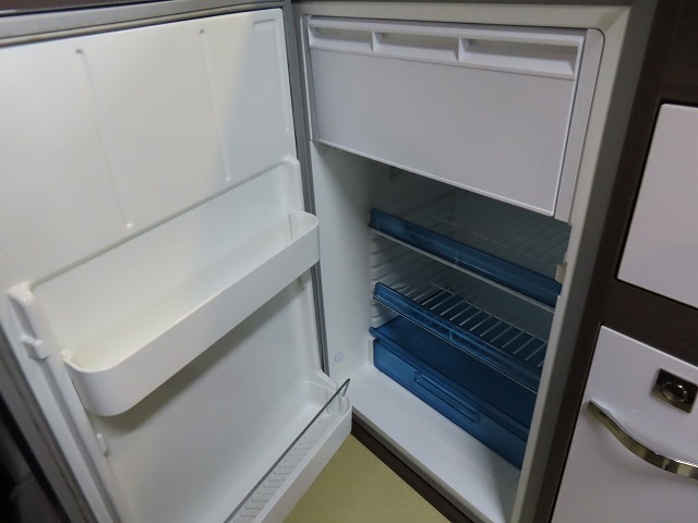 キャンピングカーキャブコン