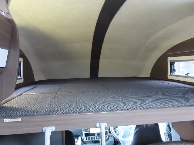 キャンピングカーキャブコン