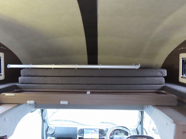 キャンピングカーキャブコン