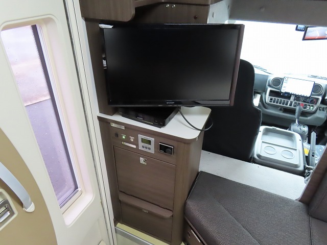 キャンピングカーキャブコン