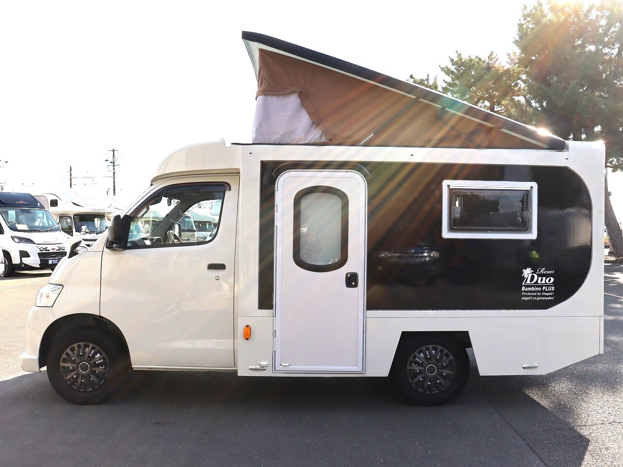 キャンピングカーバンコン