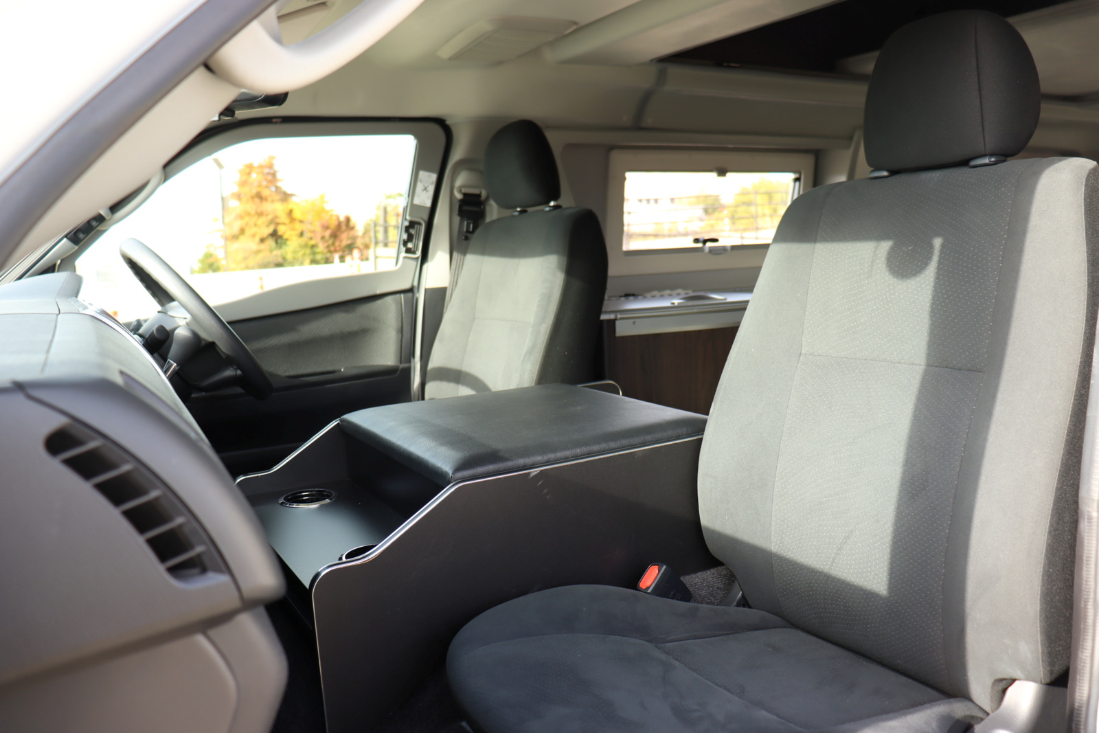 キャンピングカーバンコン