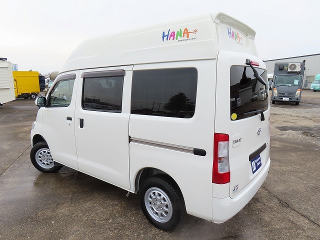 キャンピングカーバンコン