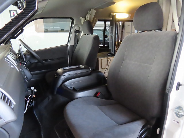 キャンピングカーバンコン