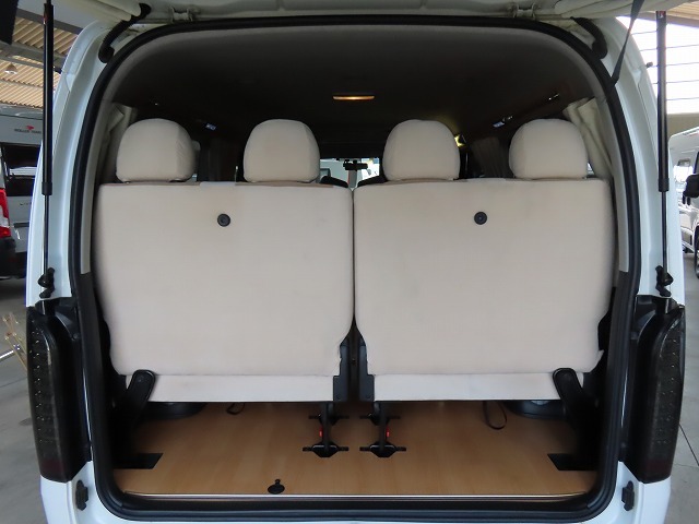 キャンピングカーバンコン