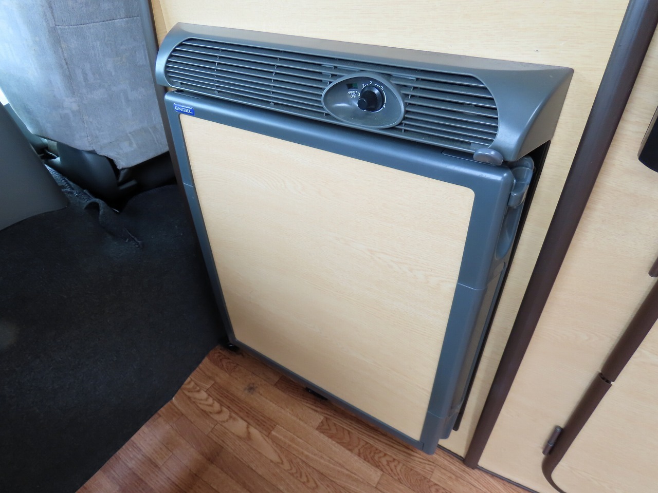 キャンピングカーバンコン