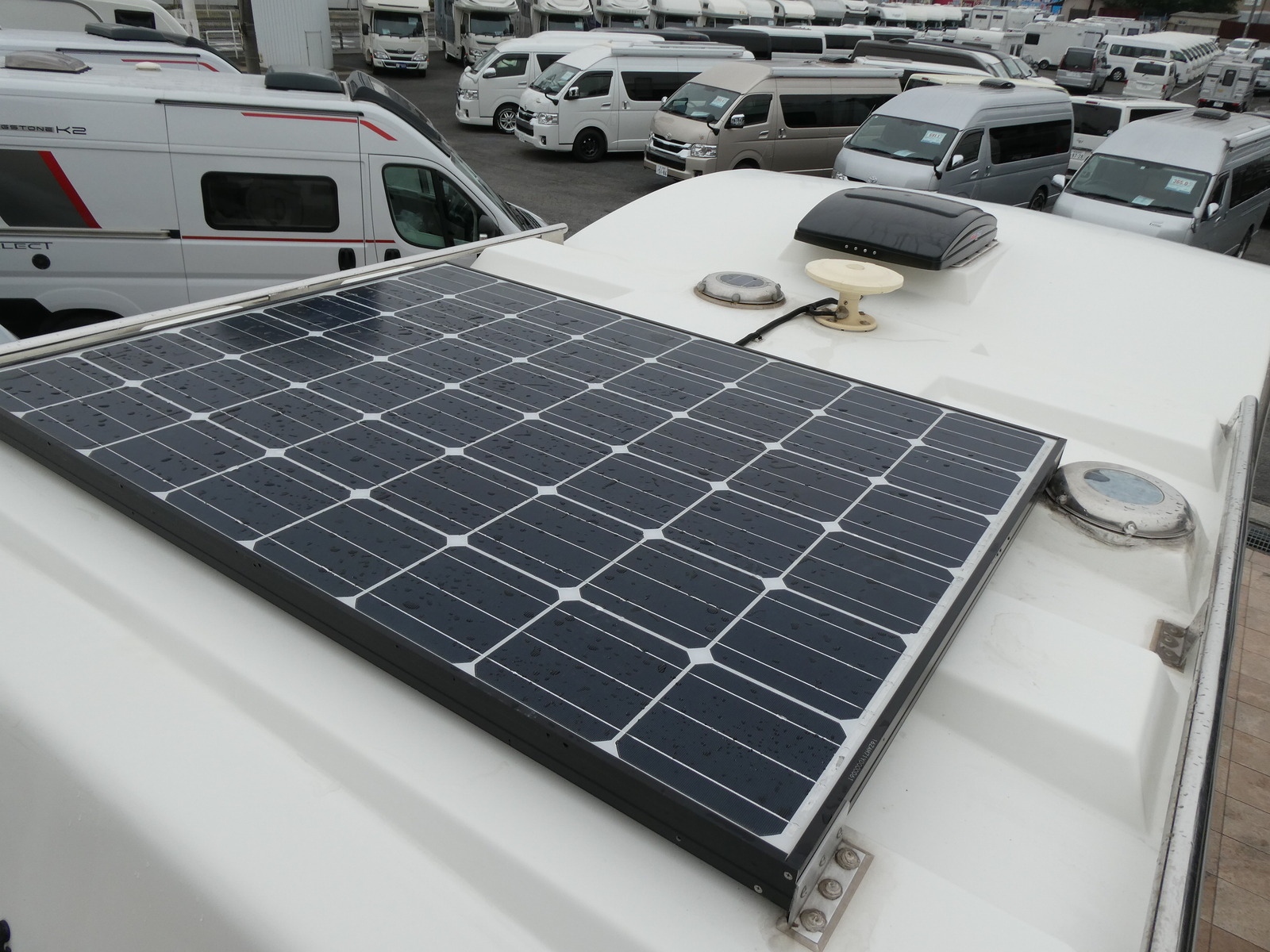 キャンピングカーキャブコン