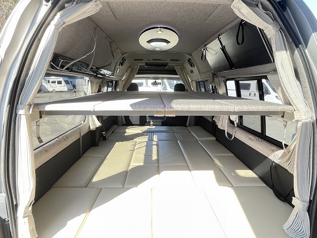 キャンピングカーバンコン